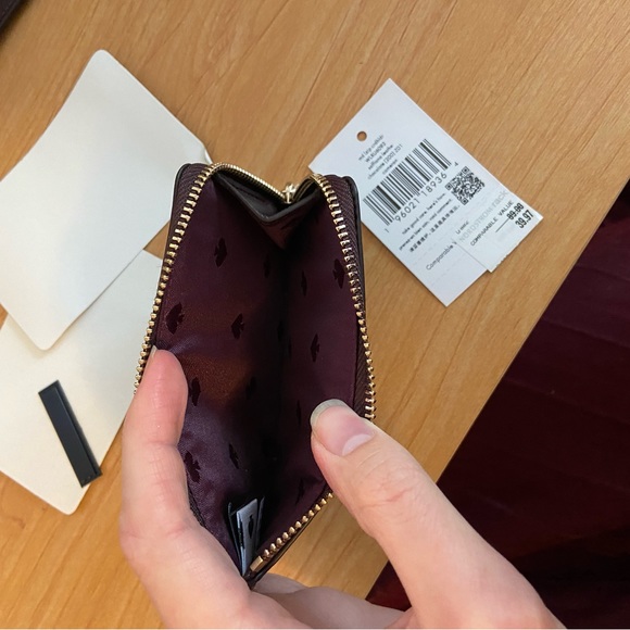 Kate Spade Cameron Medium Zip Card Holder Saffiano Leather Chocolate (020) - Picture 3 of 5